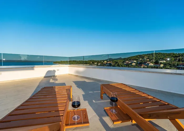 Beautiful In * Ждрелац