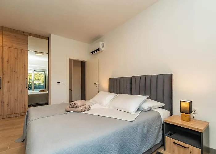 Beautiful In Ждрелац