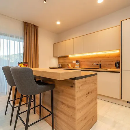 Beautiful In * Ždrelac