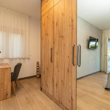 Beautiful In * Ždrelac