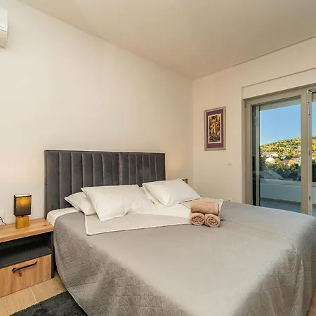 Beautiful In Feriehus Ždrelac